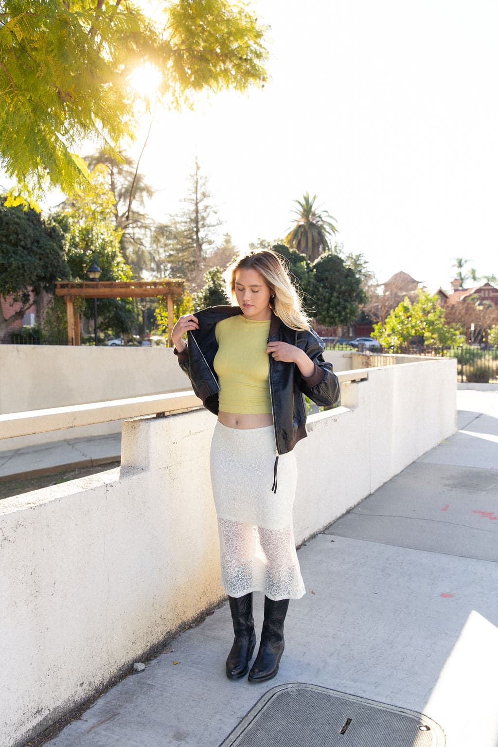 Alicia Backless Short Sleeve Top