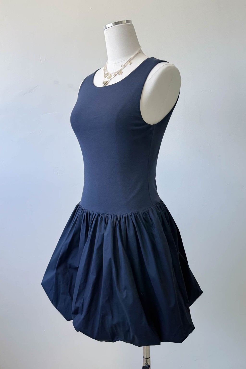 Sleeveless Balloon Dress