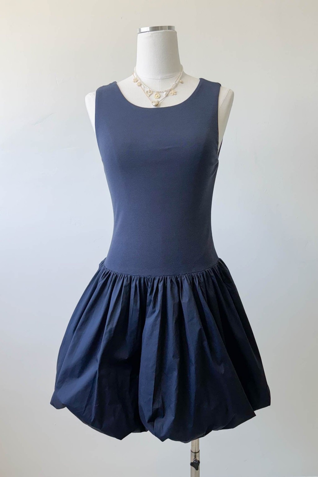 Sleeveless Balloon Dress