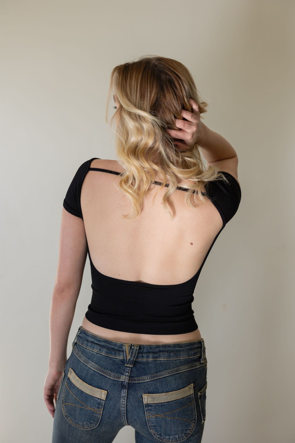 Alicia Backless Short Sleeve Top