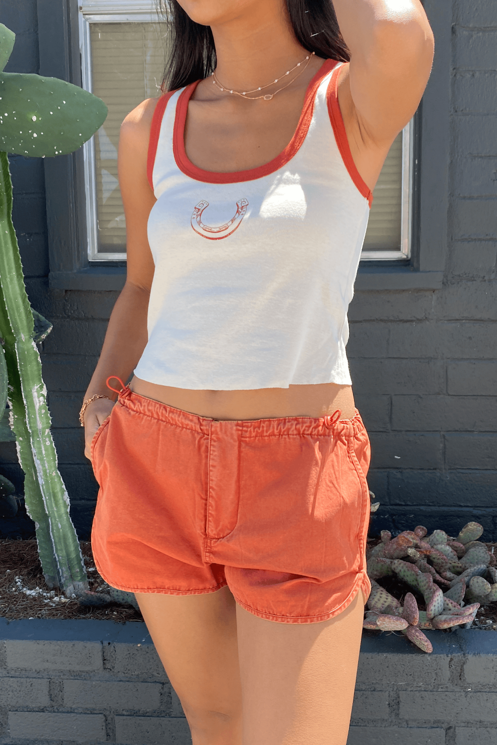 Horseshoe Graphic Ringer Tank Top